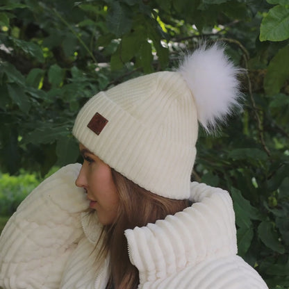 white 100% Mulberry Silk Lined Cashmere Hat – Faux Fur Pom Pom