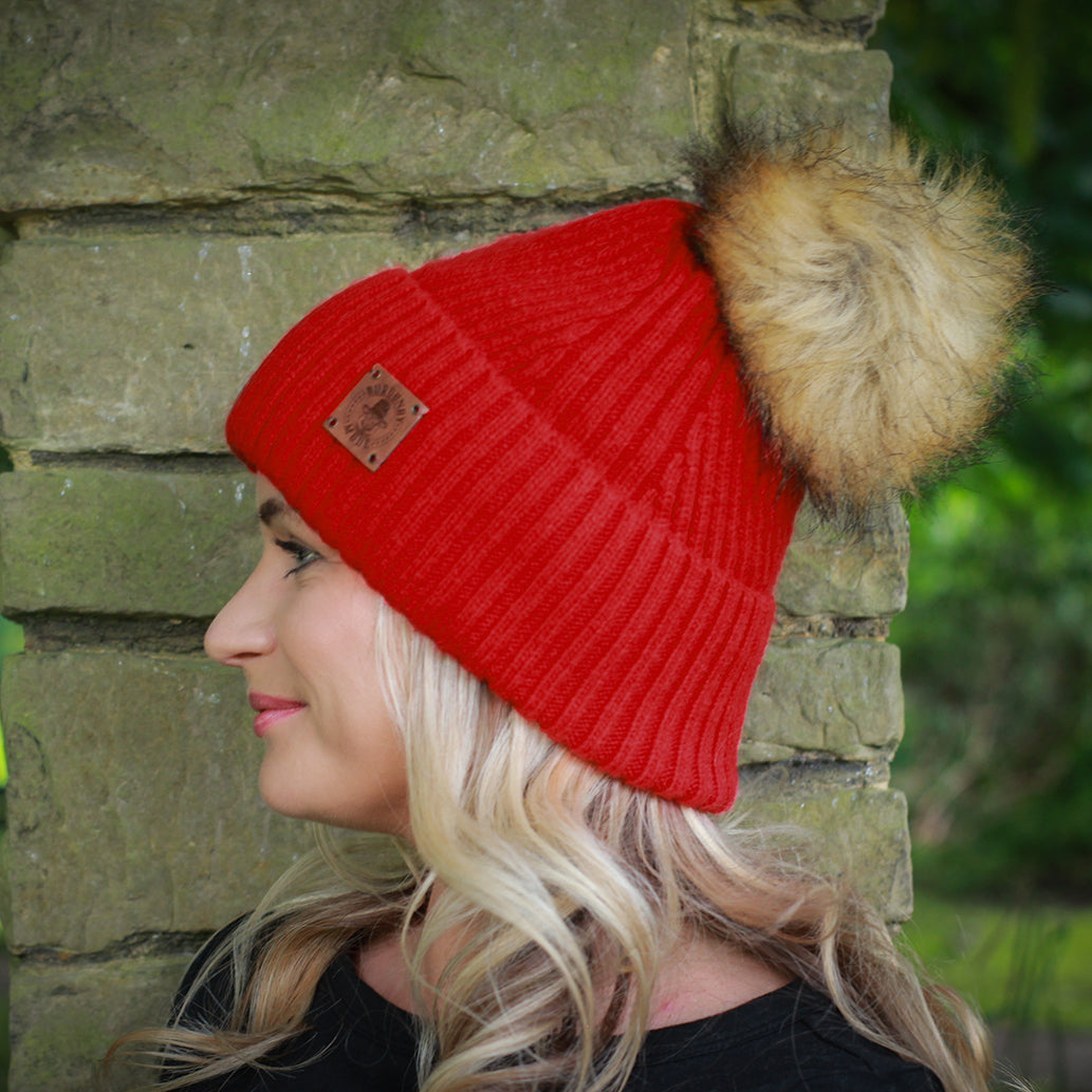 red Silk-Lined Cashmere Beanie for Women – Frizz-Free Winter Hat with Faux Fur Pom Pom, Cozy Gift for Her, Soft Warm Luxury Beanie