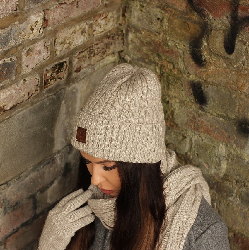 Women’s Cashmere Hat, Scarf & Gloves Set