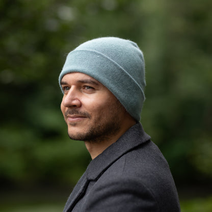 sky blue Men’s Double-Layer Cashmere Beanie