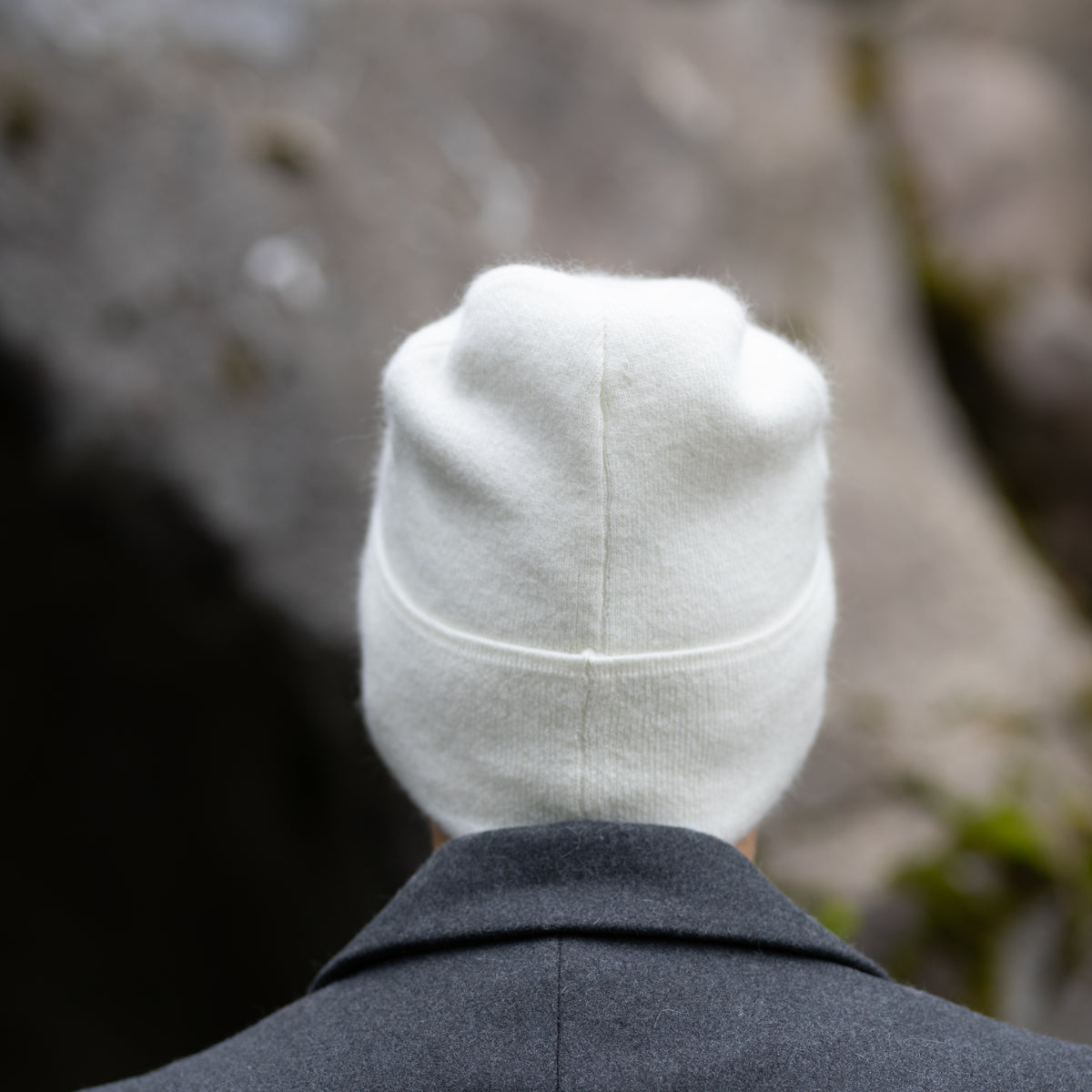 white 100% Mulberry Silk Lined Men’s Cashmere Hat