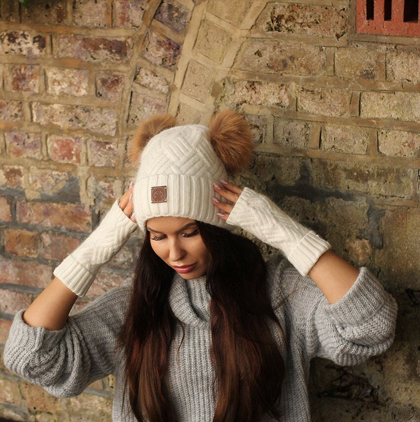 white double pom pom Cashmere white hat, White cashmere beanie, Knit hat, Real fur pom pom hat, Cozy and super soft women winter white cashmere hat, Gift for her