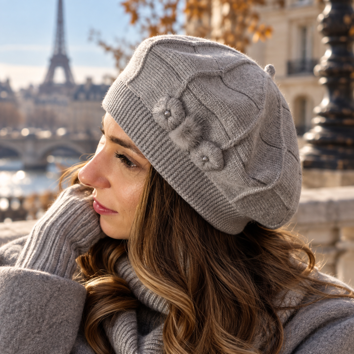 light grey Women’s Cashmere French Beret with Sparkle