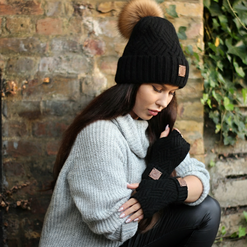 black Cashmere hat and fingerless gloves set, Fox fur pom pom cashmere beanie hat, Warm and soft winter cashmere set for womens, Gift for her